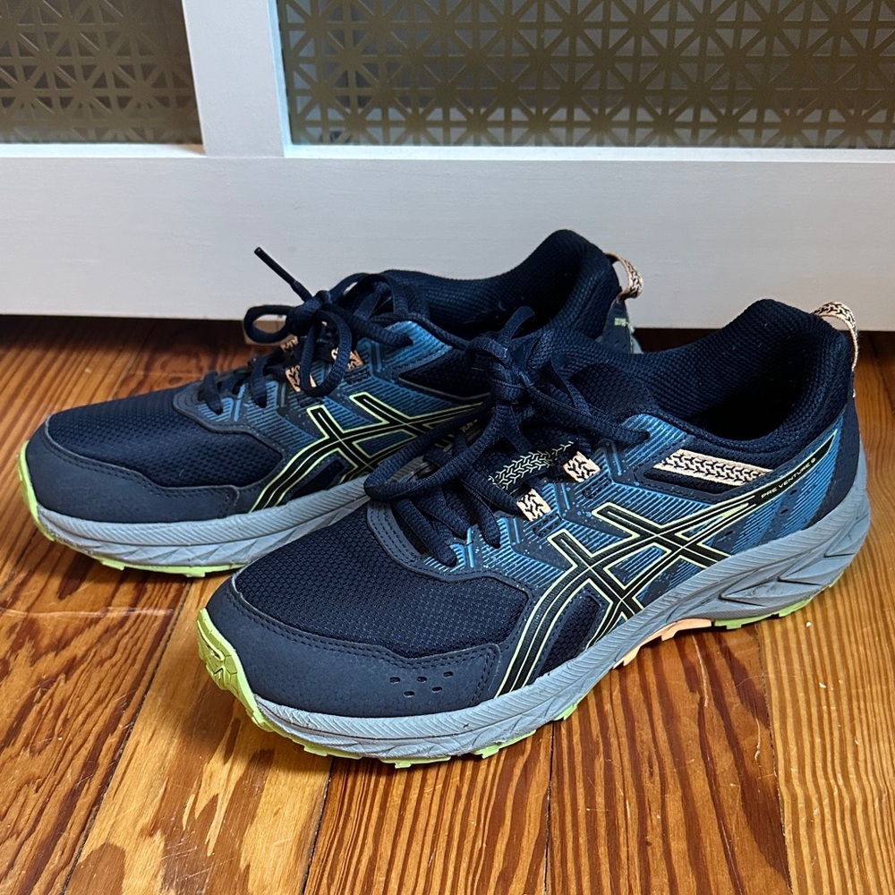 ASICS Navy Sneakers size 7
